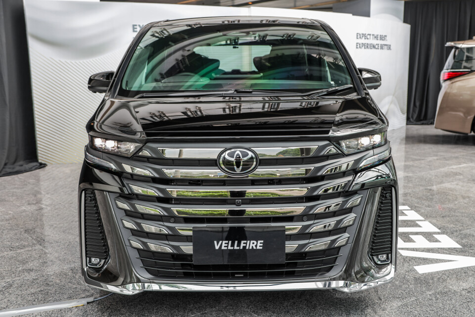 Toyota Vellfire AH40 (2023) Exterior