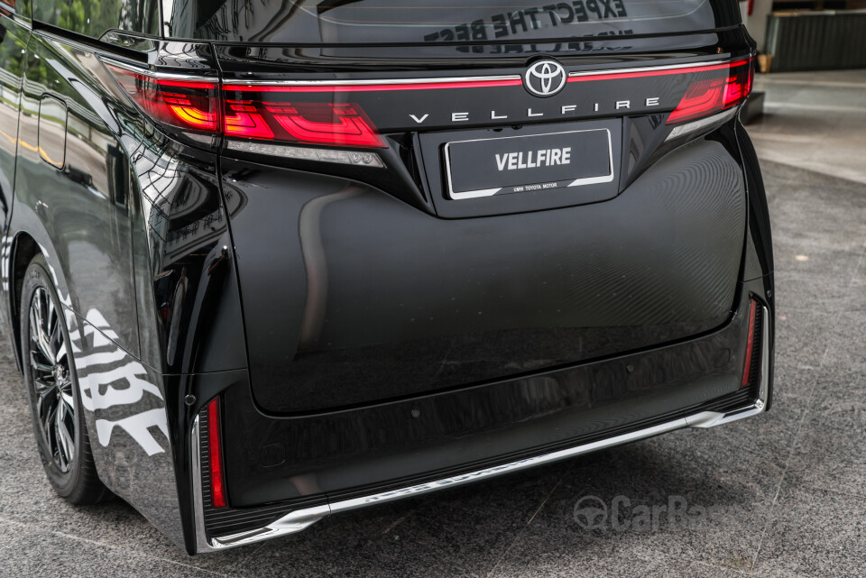 Toyota Vellfire AH40 (2023) Exterior