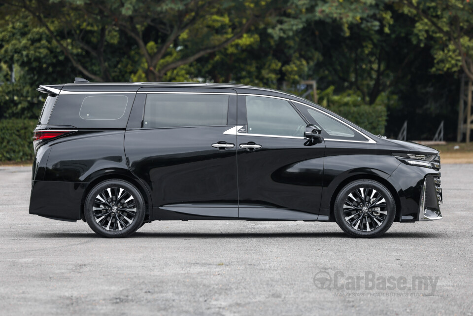 Toyota Vellfire AH40 (2023) Exterior