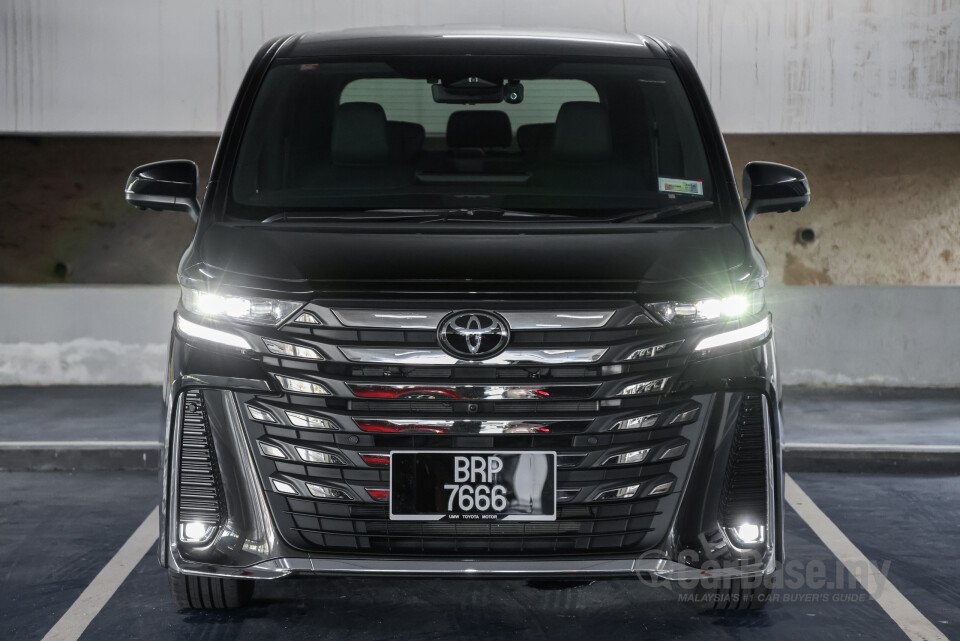 Toyota Vellfire AH40 (2023) Exterior