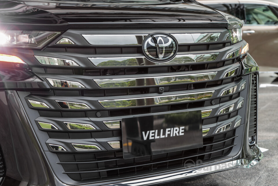 Toyota Vellfire AH40 (2023) Exterior