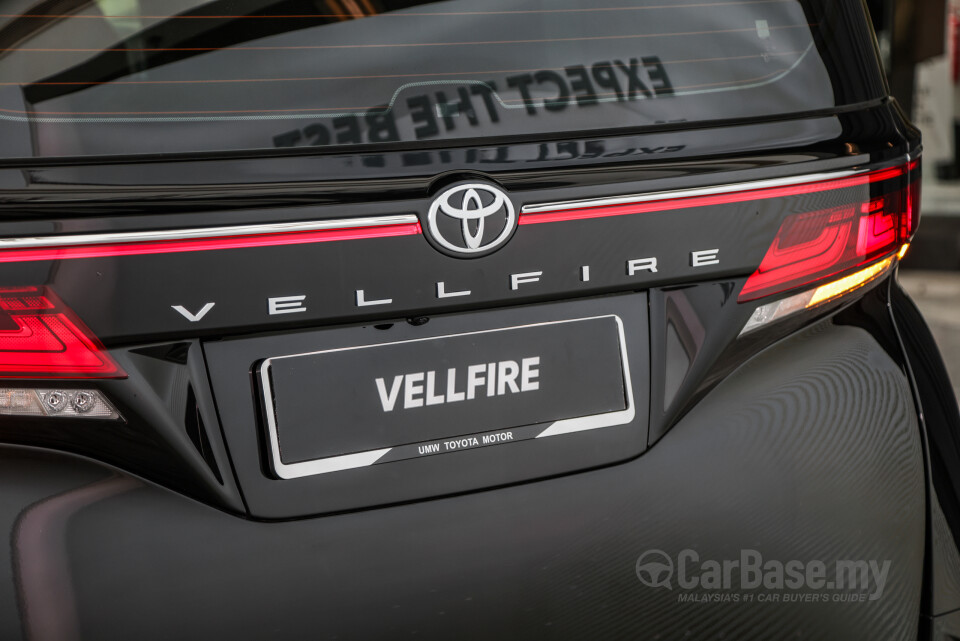 Toyota Vellfire AH40 (2023) Exterior