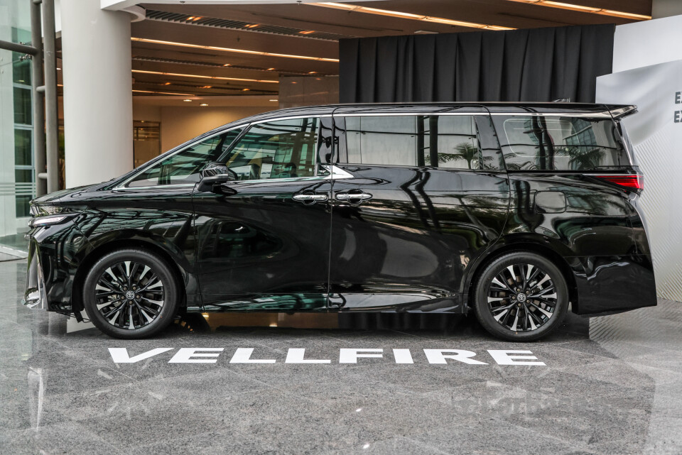Toyota Vellfire AH40 (2023) Exterior