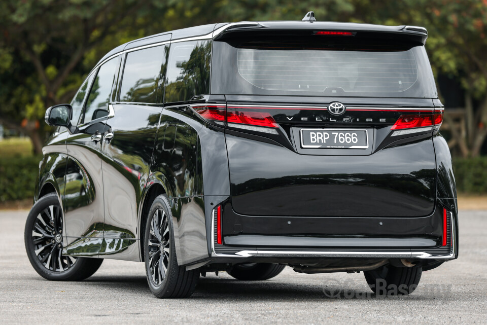 Toyota Vellfire AH40 (2023) Exterior