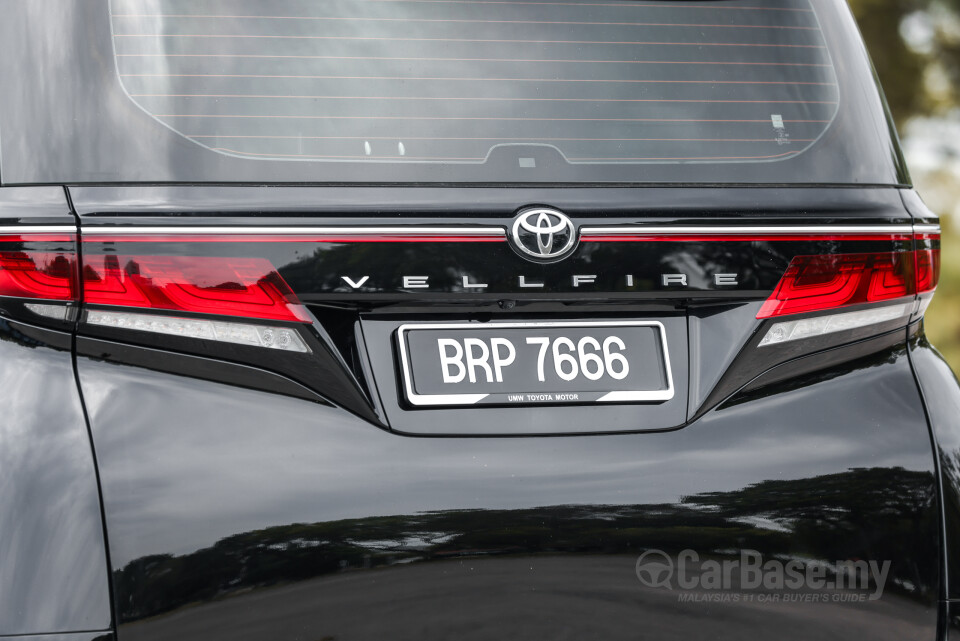 Toyota Vellfire AH40 (2023) Exterior