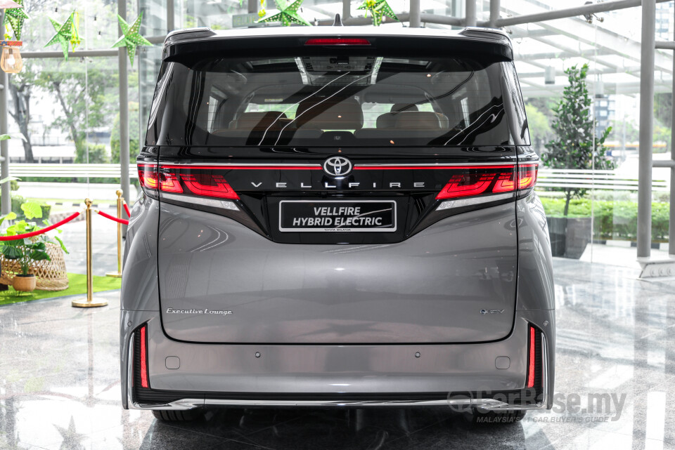 Toyota Vellfire AH40 (2023) Exterior