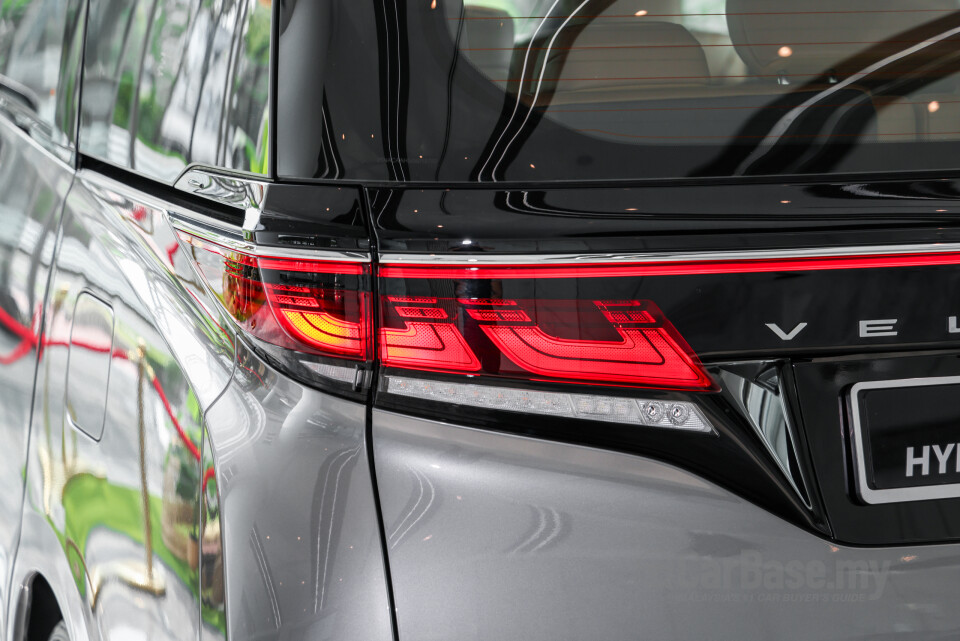 Toyota Vellfire AH40 (2023) Exterior