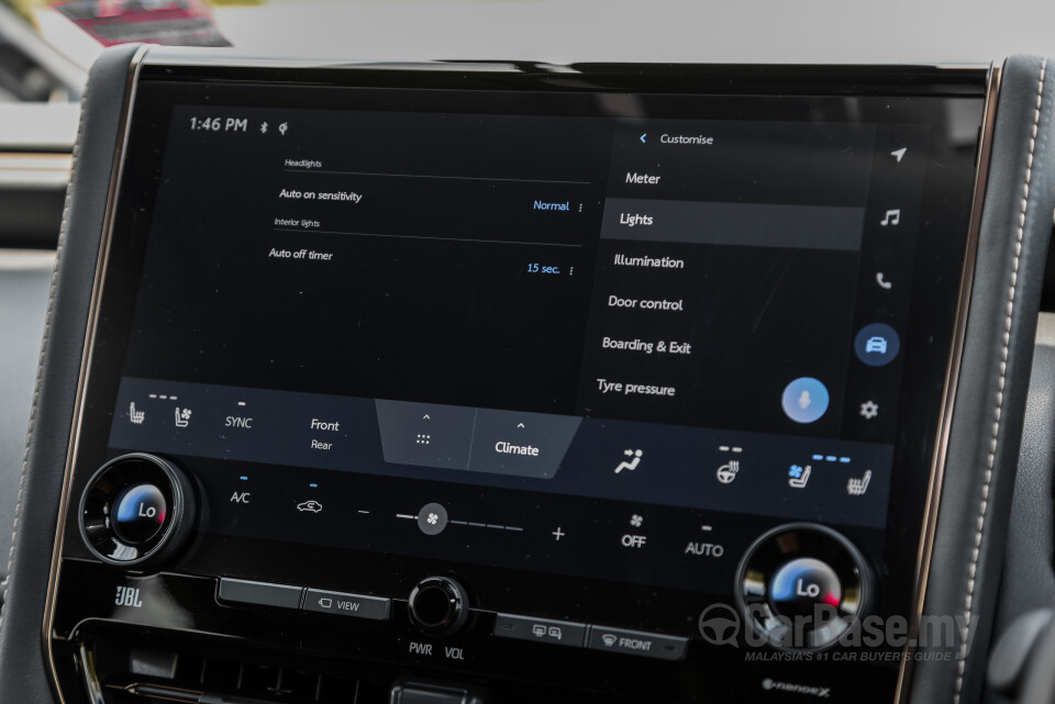 Toyota Vellfire AH40 (2023) Interior