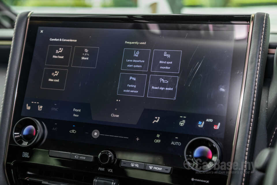 Toyota Vellfire AH40 (2023) Interior