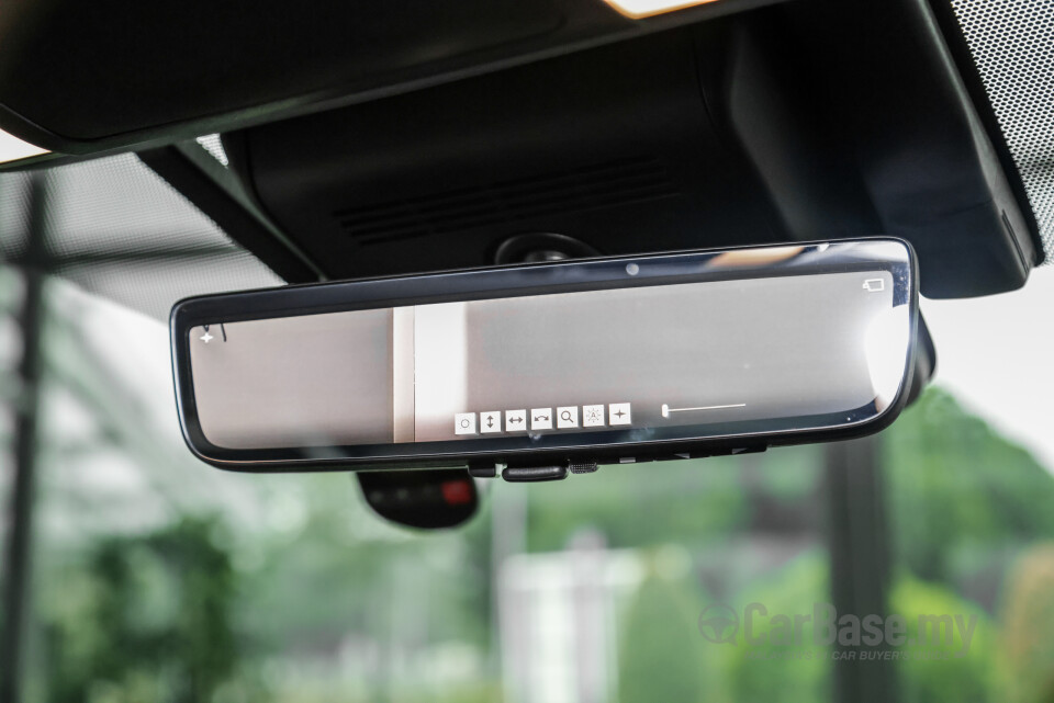 Toyota Vellfire AH40 (2023) Interior