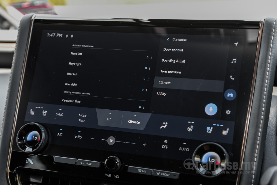 Toyota Vellfire AH40 (2023) Interior