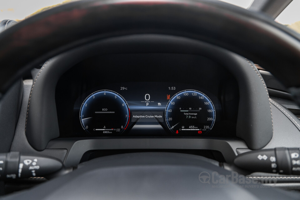 Toyota Vellfire AH40 (2023) Interior