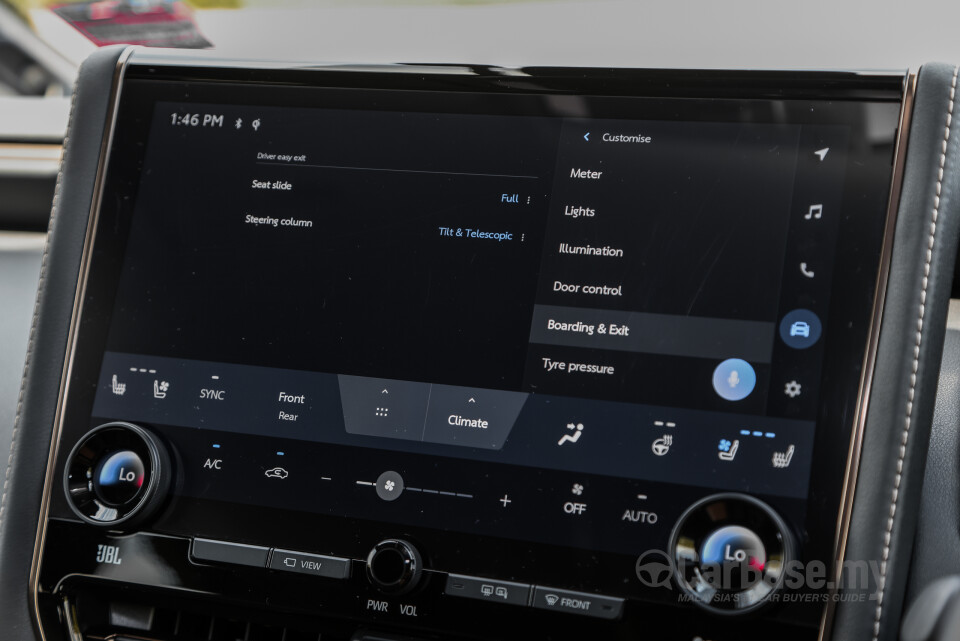 Toyota Vellfire AH40 (2023) Interior