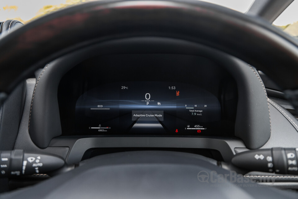 Toyota Vellfire AH40 (2023) Interior