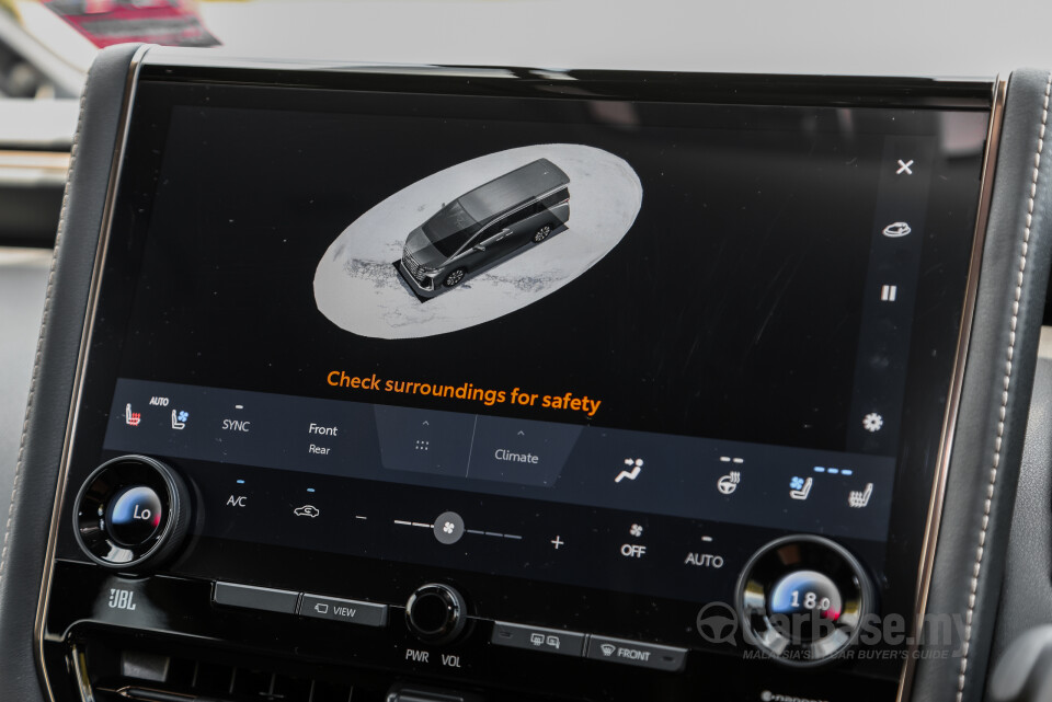 Toyota Vellfire AH40 (2023) Interior