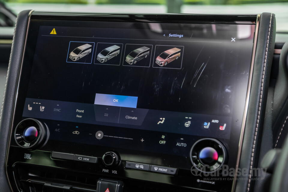 Toyota Vellfire AH40 (2023) Interior