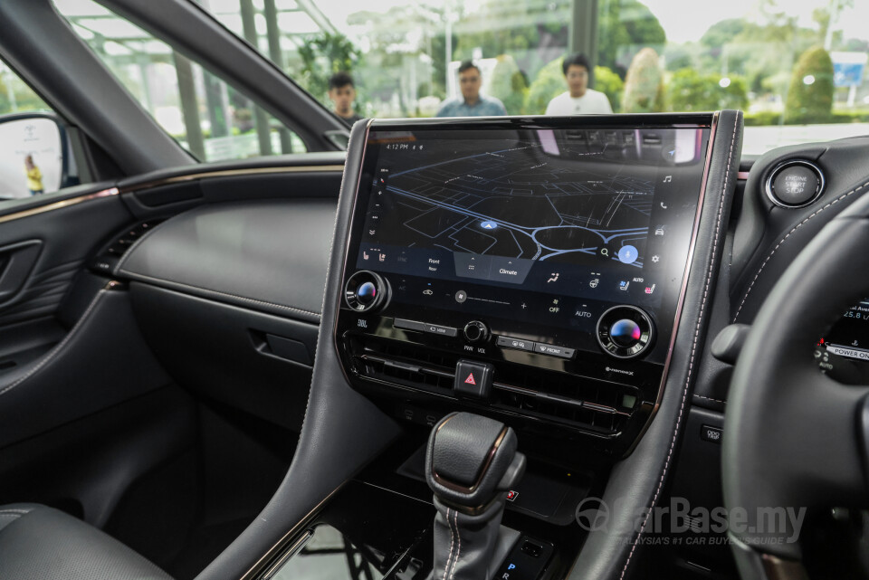 Toyota Vellfire AH40 (2023) Interior