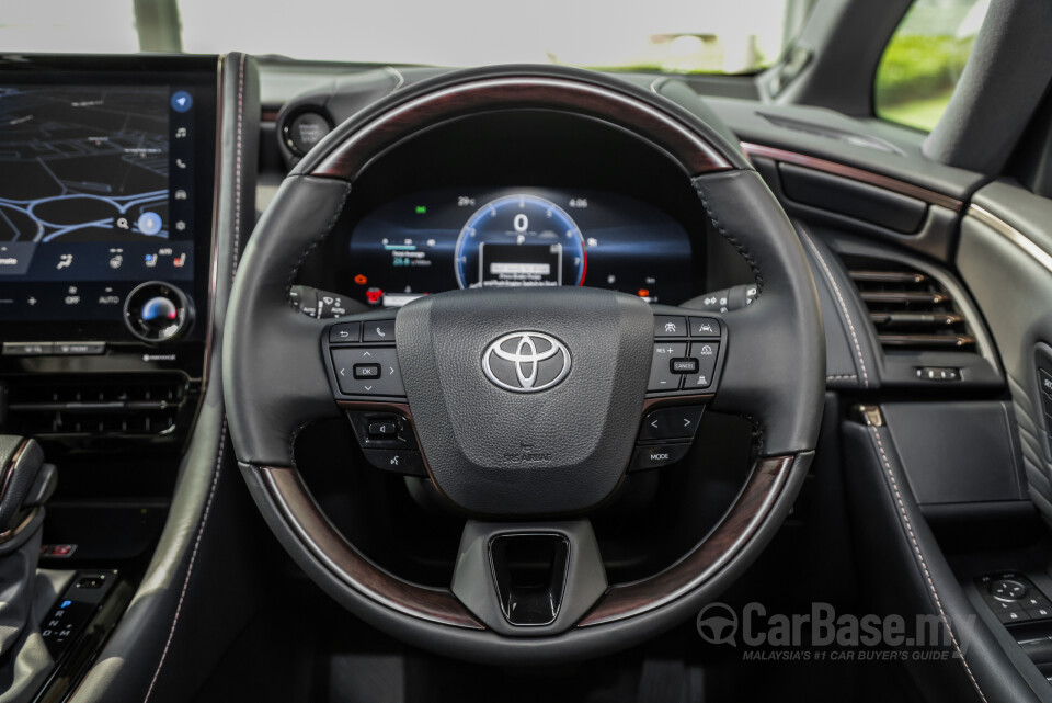 Toyota Vellfire AH40 (2023) Interior