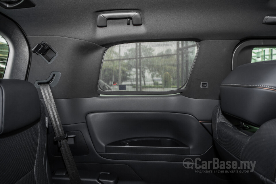 Toyota Vellfire AH40 (2023) Interior
