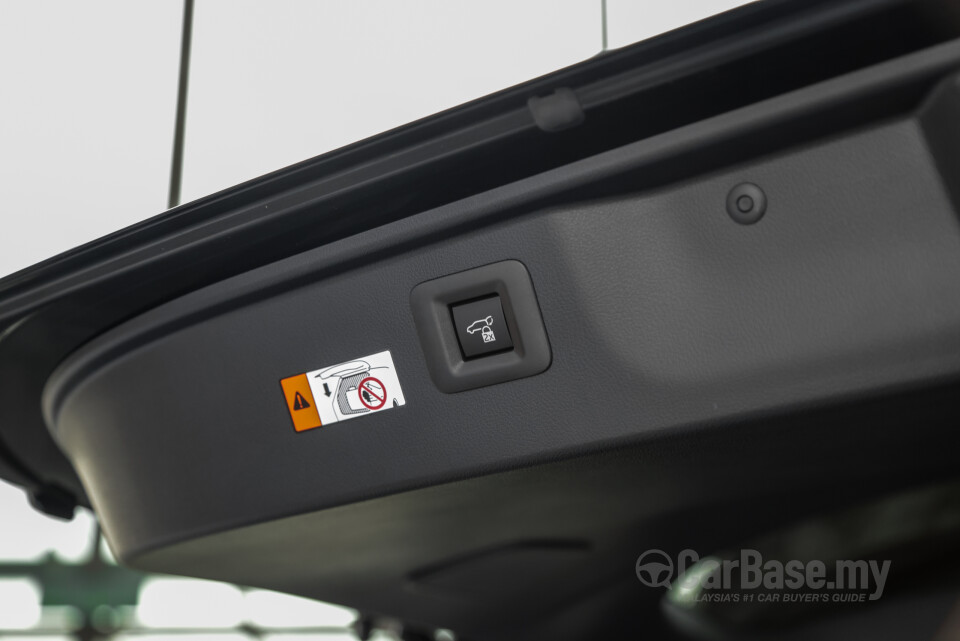 Toyota Vellfire AH40 (2023) Interior