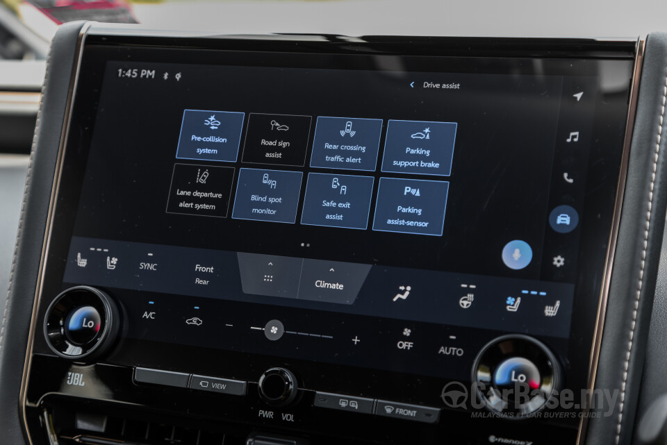 Toyota Vellfire AH40 (2023) Interior