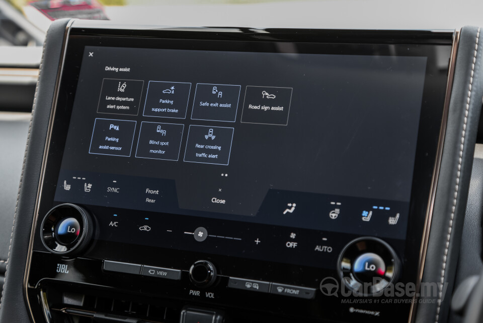 Toyota Vellfire AH40 (2023) Interior