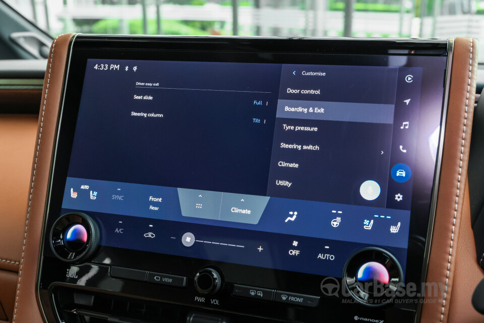 Toyota Vellfire AH40 (2023) Interior