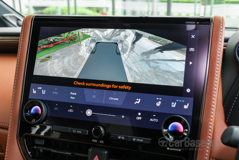 Toyota Vellfire AH40 (2023) Interior