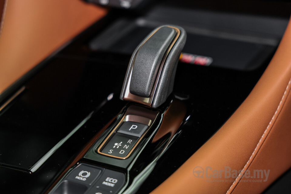 Toyota Vellfire AH40 (2023) Interior