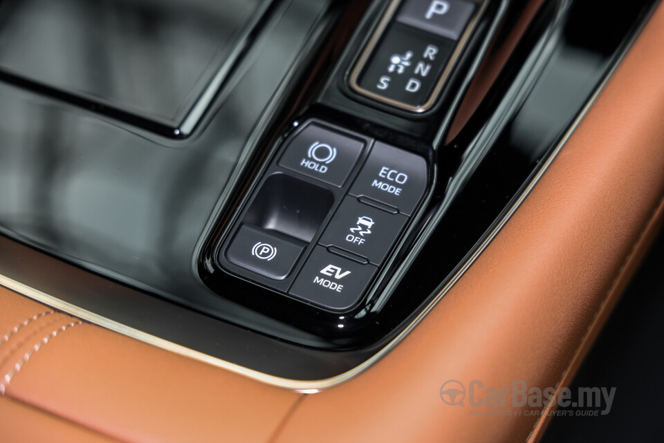 Toyota Vellfire AH40 (2023) Interior