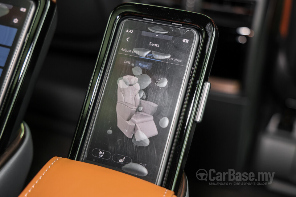 Toyota Vellfire AH40 (2023) Interior