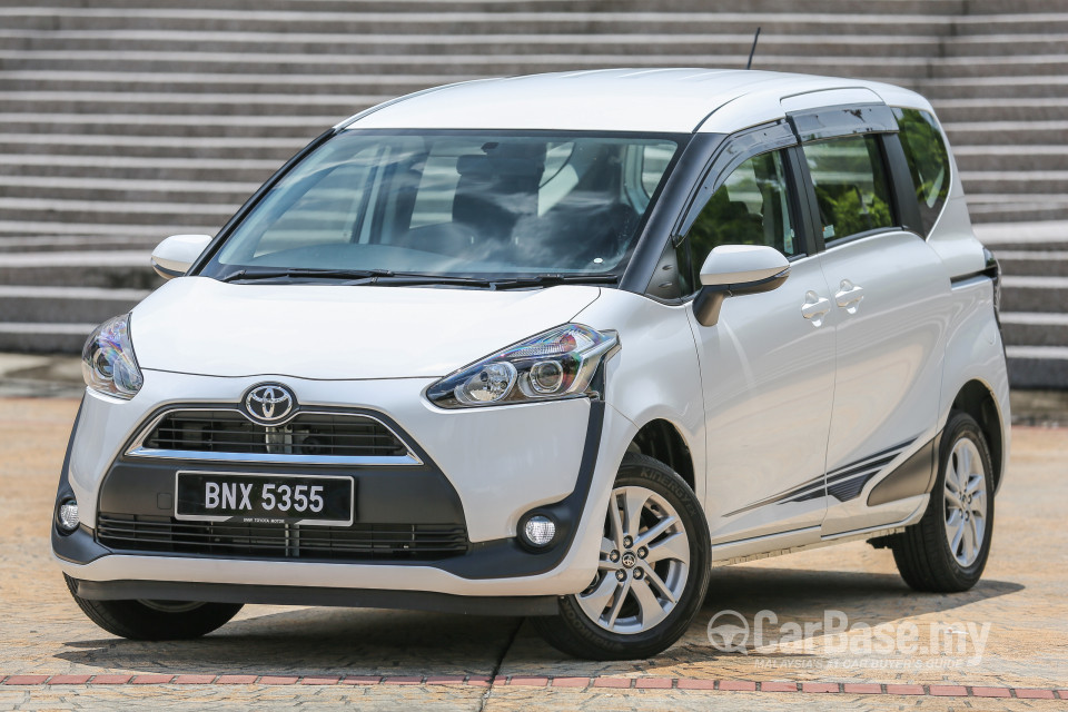 Toyota Sienta NHP170 (2016) Exterior