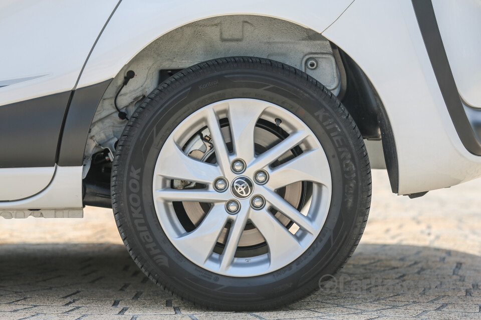 Mitsubishi Outlander RE Facelift (2016) Exterior