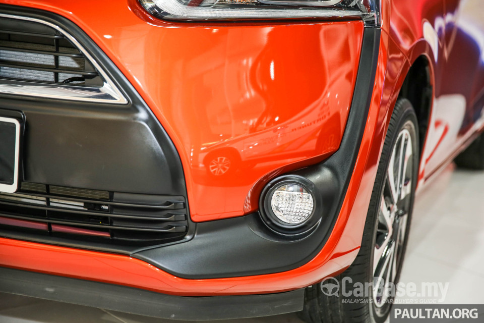 Toyota Sienta NHP170 (2016) Exterior