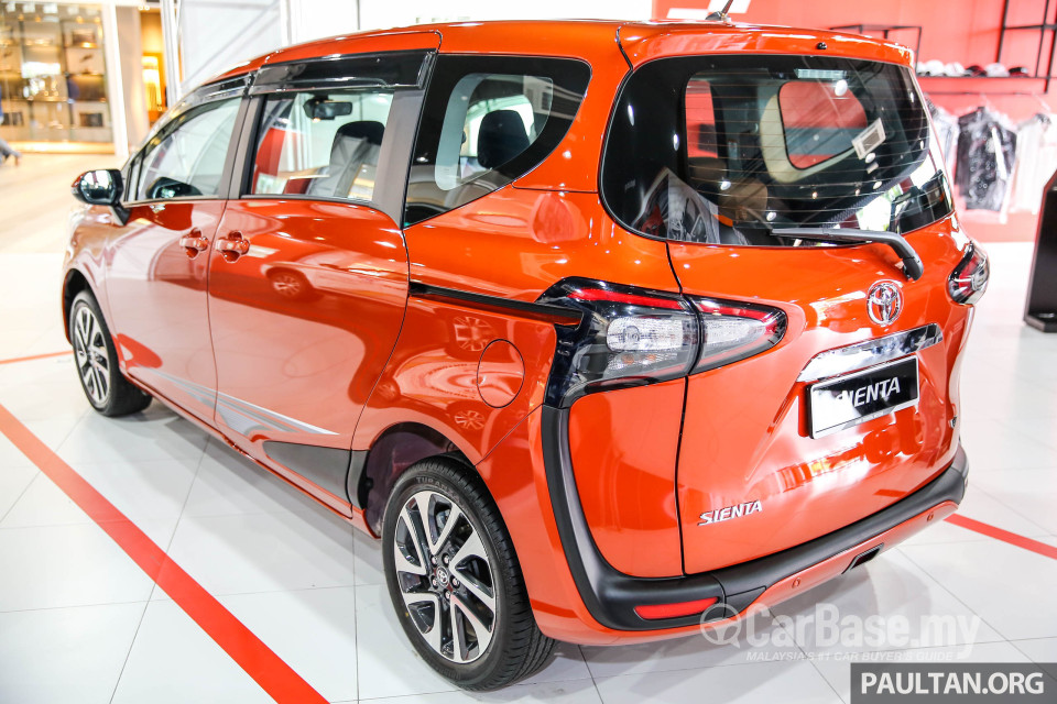 Toyota Sienta NHP170 (2016) Exterior