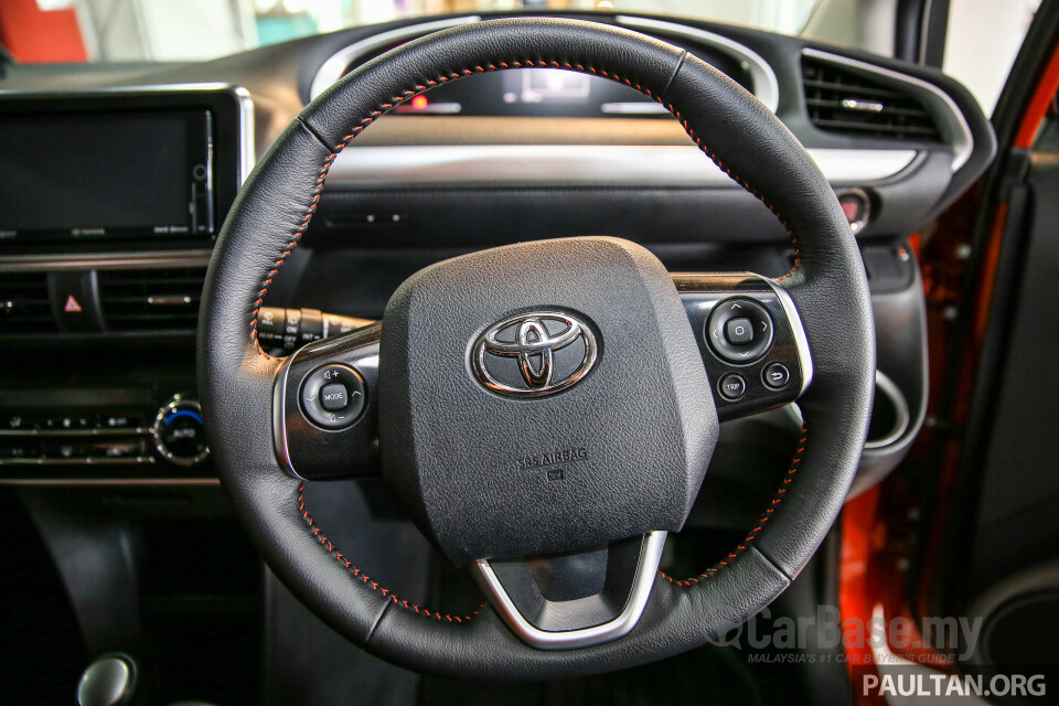 BMW i4 G26 (2022) Interior