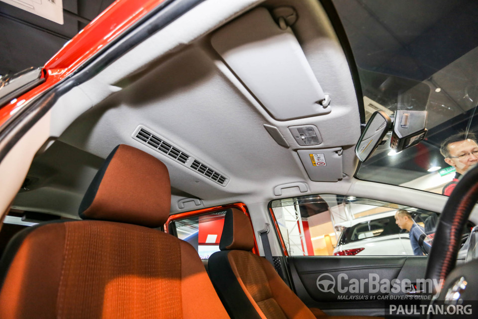 Toyota Sienta NHP170 (2016) Interior