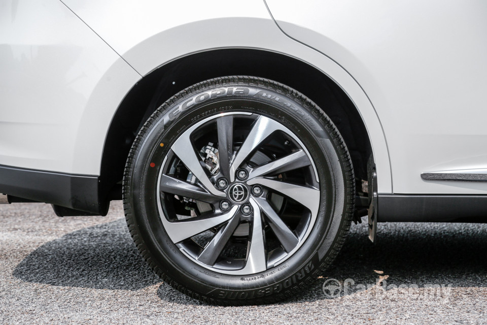 Toyota Harrier XU60 Facelift (2018) Exterior