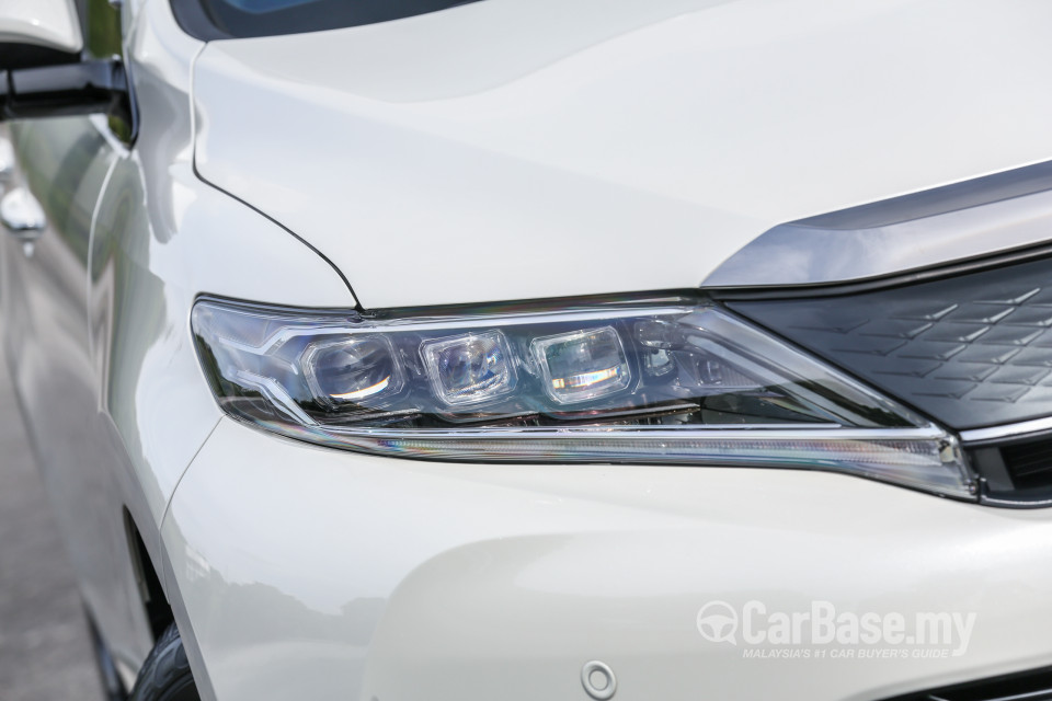 Toyota Harrier XU60 Facelift (2018) Exterior