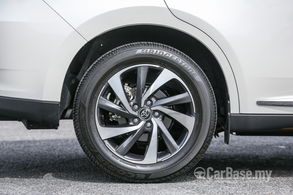 Toyota Harrier XU60 Facelift (2018) Exterior