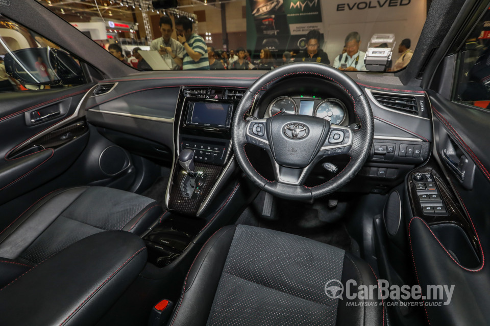 Toyota Harrier XU60 Facelift (2018) Interior