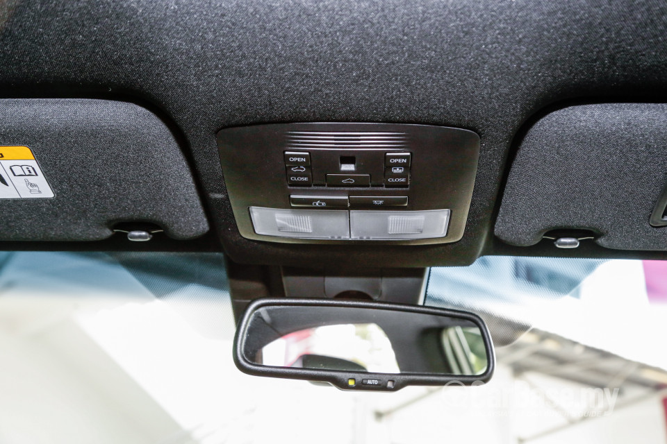 Toyota Harrier XU60 Facelift (2018) Interior