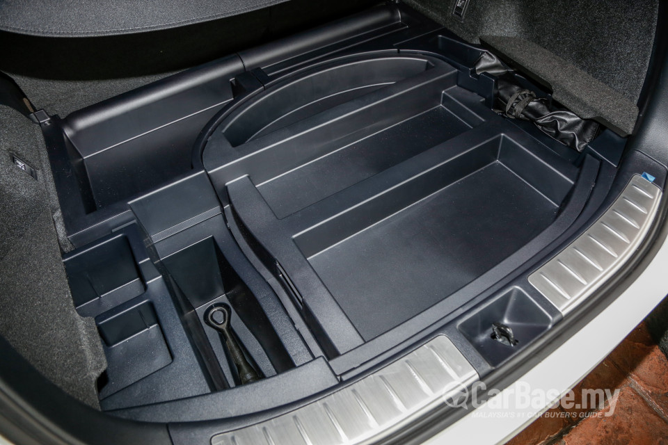 Toyota Harrier XU60 Facelift (2018) Interior