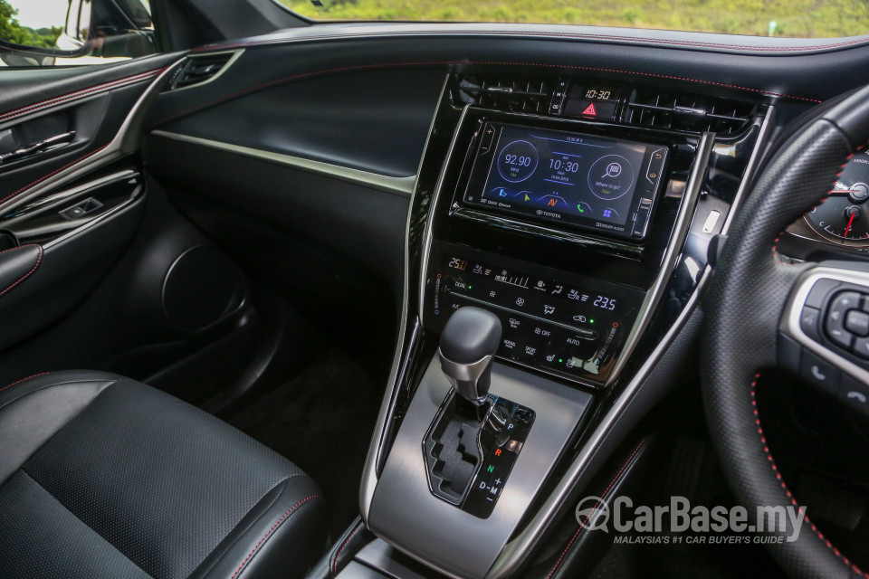 Toyota Harrier XU60 Facelift (2018) Interior