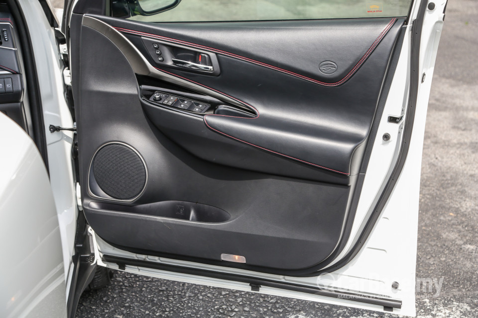Toyota Harrier XU60 Facelift (2018) Interior