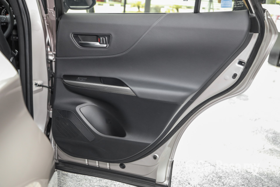 Toyota Harrier XU80 (2021) Interior