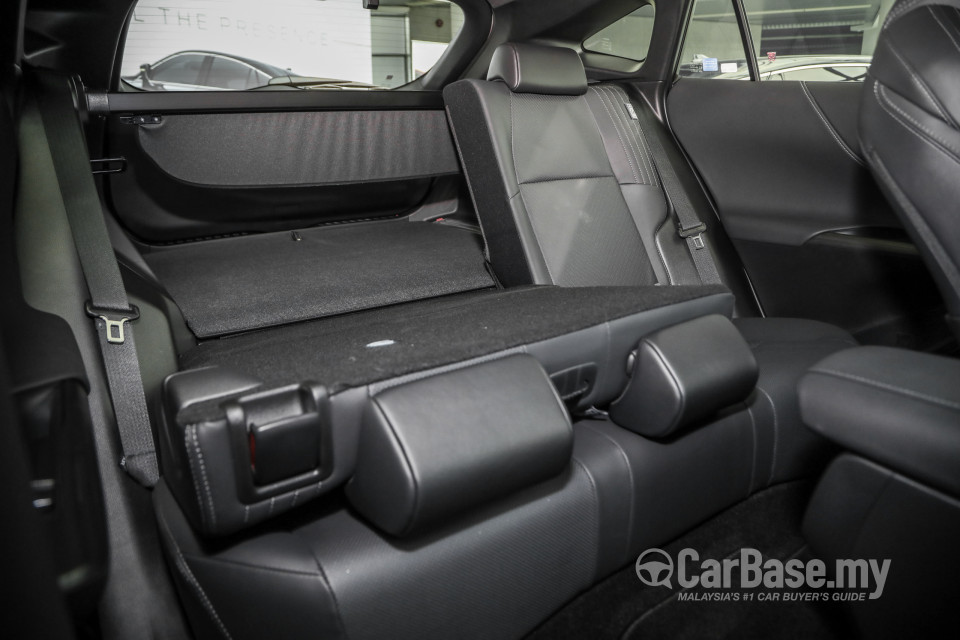 Toyota Harrier XU80 (2021) Interior