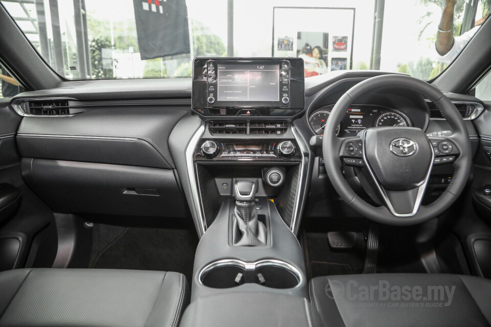 Toyota Harrier XU80 (2021) Interior