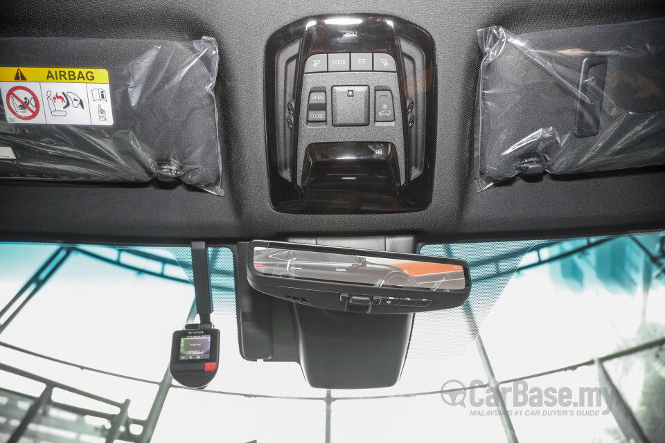 Toyota Harrier XU80 (2021) Interior