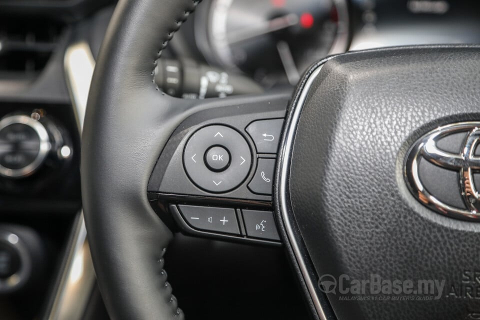 Toyota Harrier XU80 (2021) Interior
